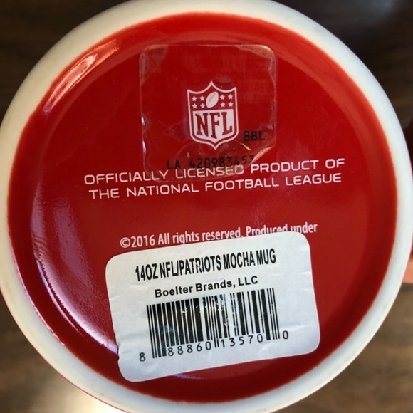 New England Patriots NFL Mocha Mug & Napkins - Picture 6 of 7